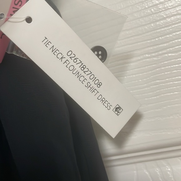 NWT Draper James Ladies Tie Neck Flounce Shift Dress Size Small. Color. Black - Picture 5 of 10